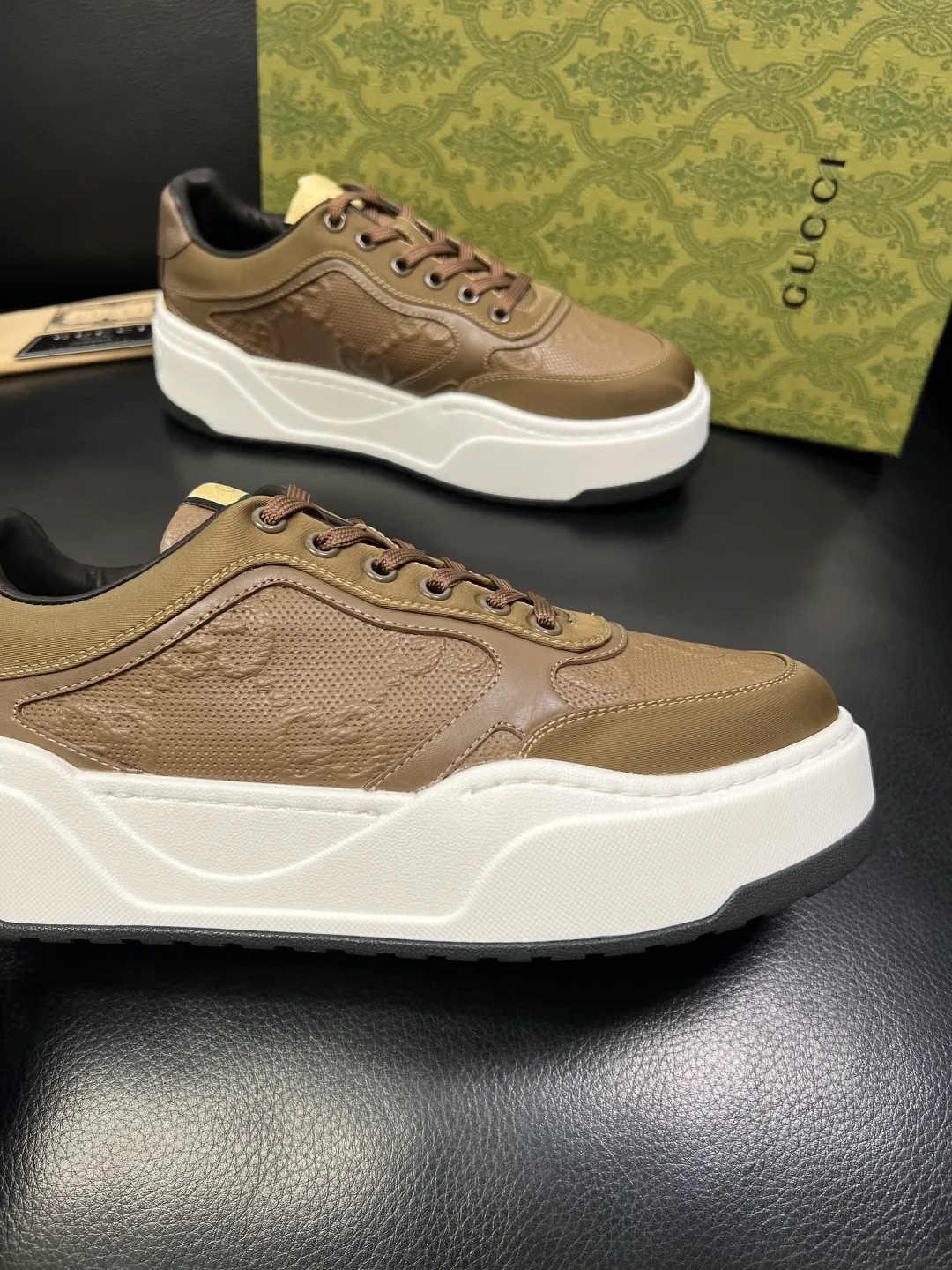 Men's shoes 💰840 Gucci high quality top crafts Gucci counter new original factory configuration, imported cowhide fabric from Italy, imported cowhide lining, breathable and comfortable, sole: original factory special supply original sole super comfortable, original factory and single goods, welcome to compare, code number 38-44 (customized 45 46)